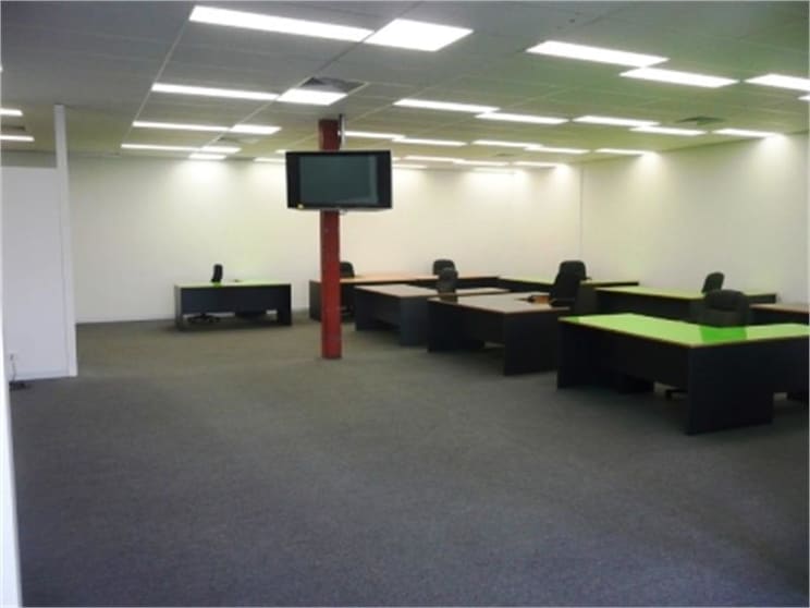 Click to view all images 429 Swan Street Richmond VIC 3121 - Image 2