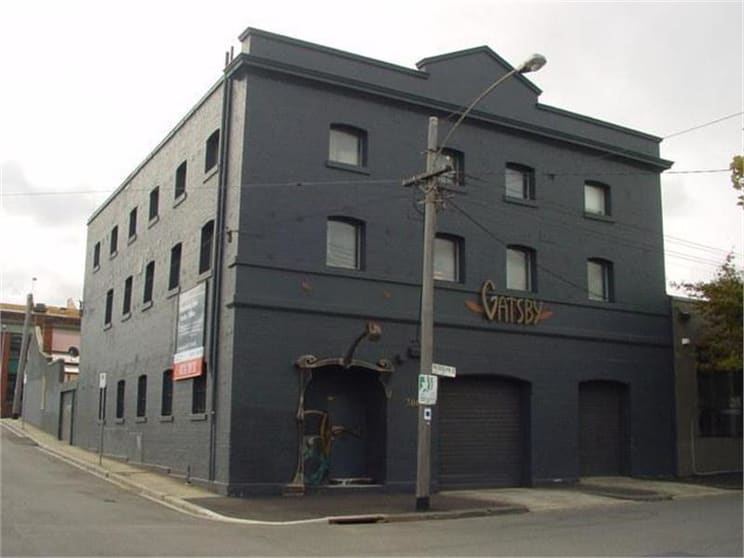 Click to view all images 300 Rosslyn Street West Melbourne VIC 3003 - Image 2