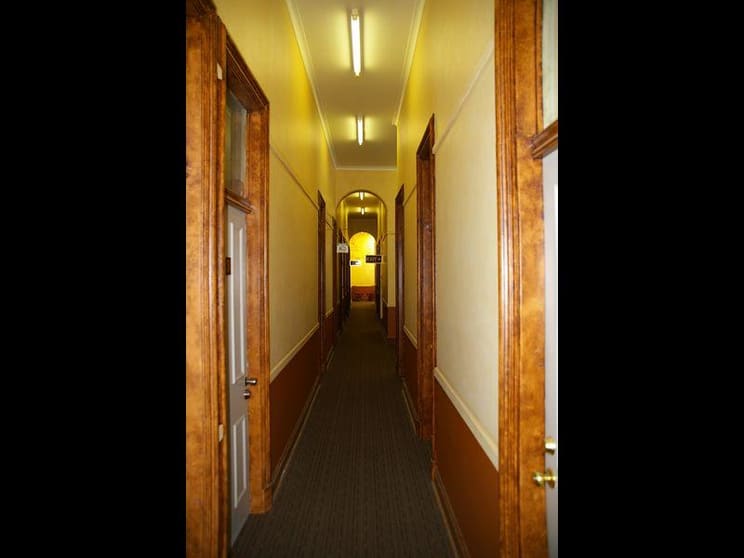 4/217 Margaret Street Toowoomba City QLD 4350 - Image 2