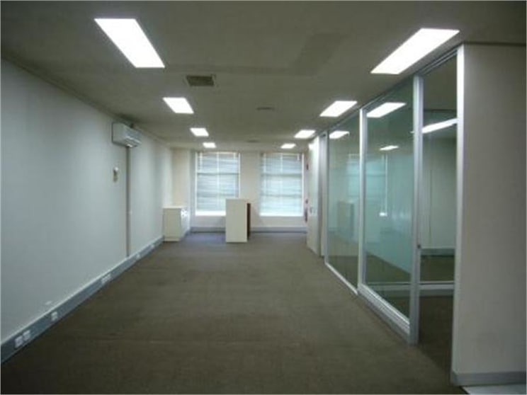 Click to view all images 24 Thomson Street South Melbourne VIC 3205 - Image 3