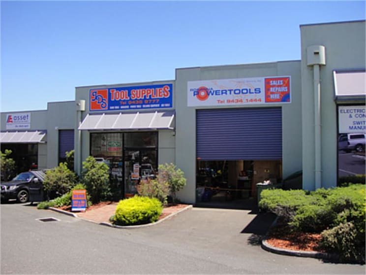 Click to view all images 3/10-14 Simms Road Greensborough VIC 3088 - Image 2