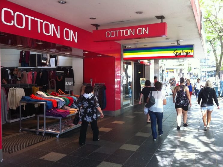 Click to view all images 3143 Surfers Paradise Bvd Surfers Paradise QLD 4217 - Image 2
