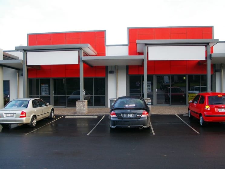 Click to view all images 7/CNR Hogg & Tor Streets Toowoomba City QLD 4350 - Image 1