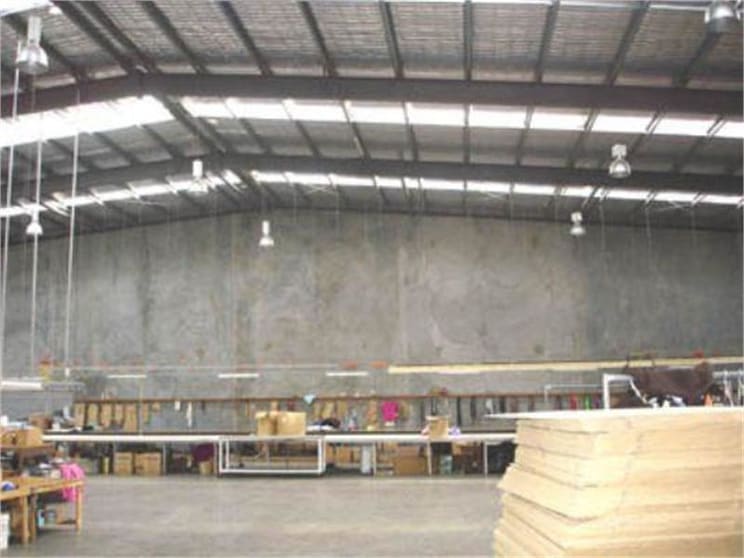 Click to view all images 7/ 7 Audsley Street Clayton VIC 3168 - Image 2
