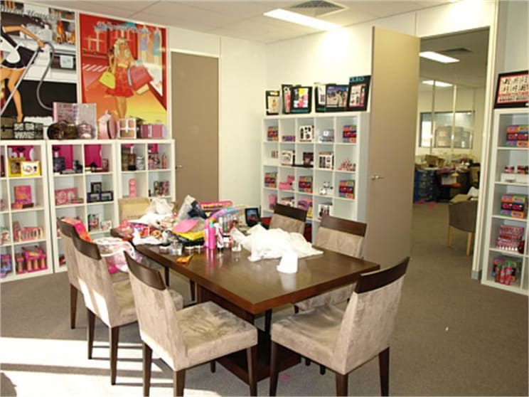 Click to view all images Blackburn VIC 3130 - Image 3