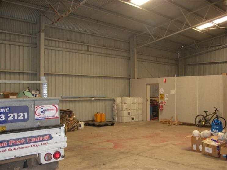 Click to view all images Unit 2/10 Einstein Drive Golden Grove SA 5125 - Image 3