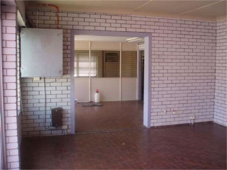 Click to view all images 374 Rocky Point Road Sans Souci NSW 2219 - Image 2