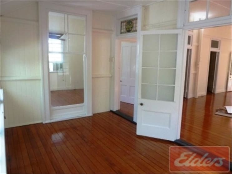 Click to view all images West End QLD 4101 - Image 3