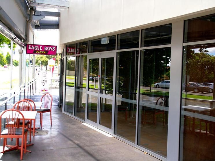 Click to view all images E17D/407 Bridge Street Wilsonton QLD 4350 - Image 3