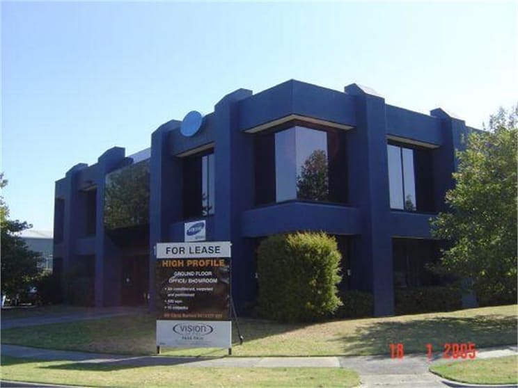 Click to view all images 1 Redwood Drive Mount Waverley VIC 3149 - Image 1
