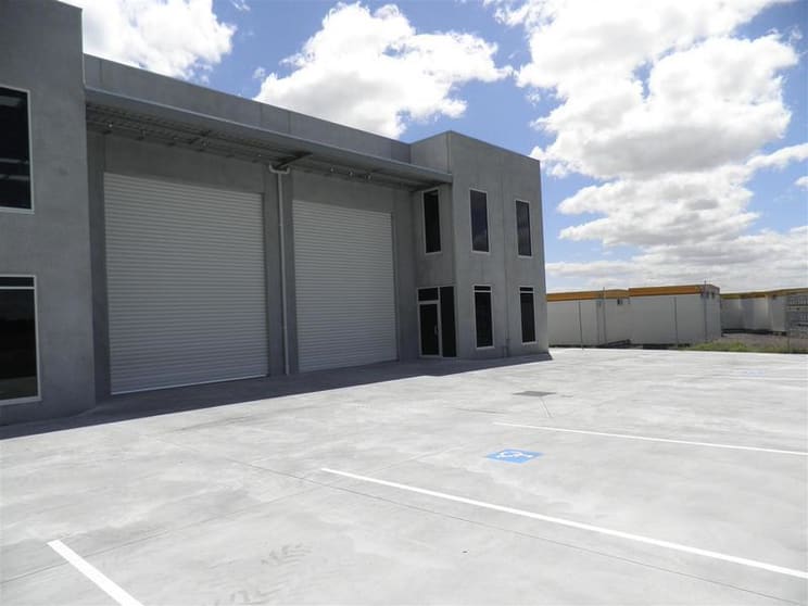 Click to view all images 4/55-59 Leggo Court Dandenong VIC 3175 - Image 3