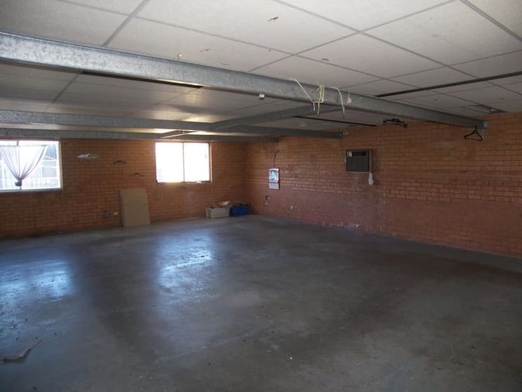 Click to view all images 1/20 Cadogan Street Marrickville NSW 2204 - Image 2