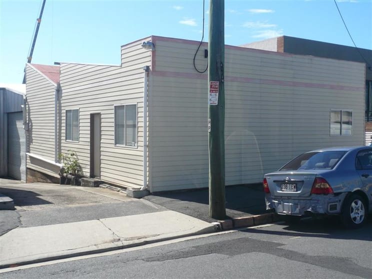 Click to view all images 61 Doggett Street Newstead QLD 4006 - Image 1