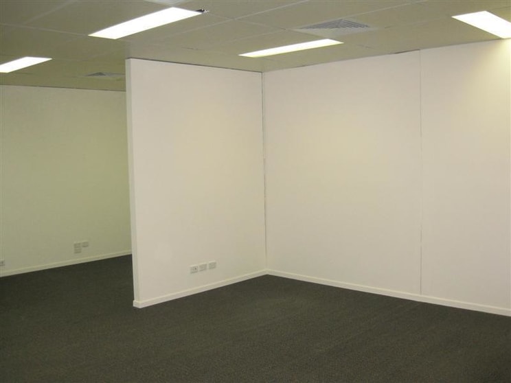 Click to view all images West End QLD 4101 - Image 1