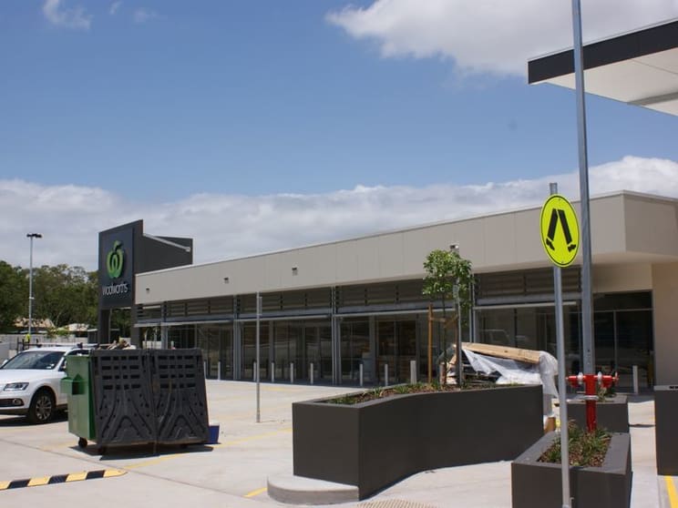 Click to view all images 48 Brisbane Street Drayton QLD 4350 - Image 2