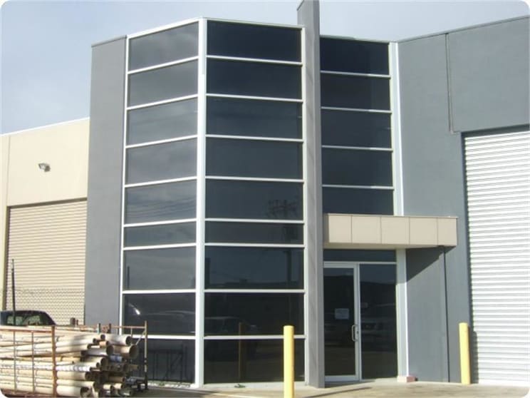 Click to view all images 89 Brunel Road Seaford VIC 3198 - Image 2