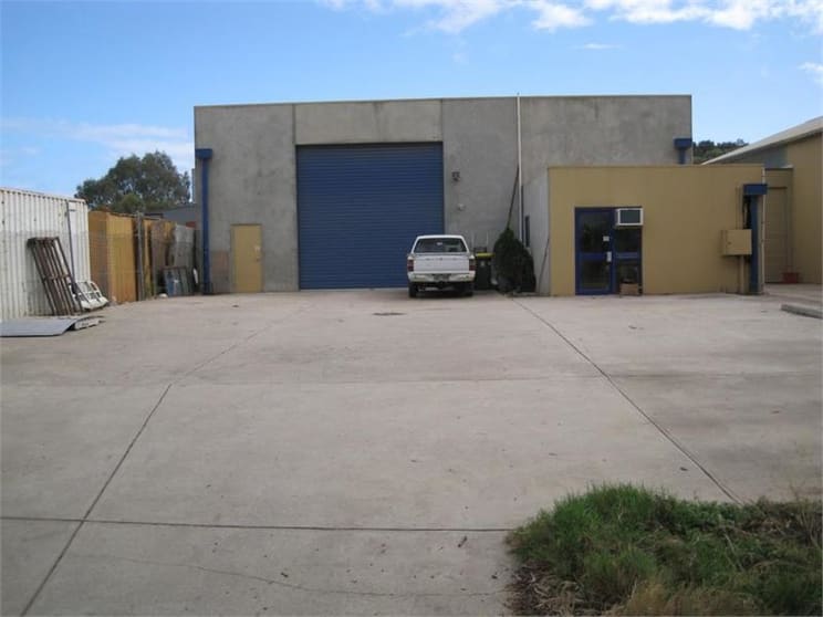 Click to view all images 47 Millers Road Wingfield SA 5013 - Image 2