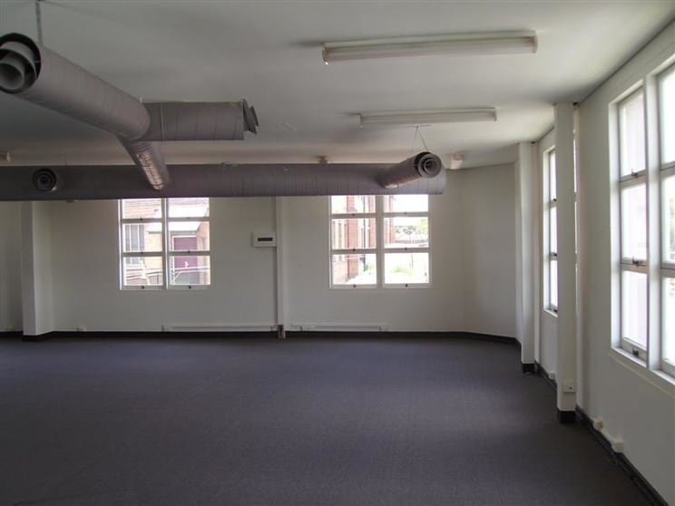 Click to view all images West End QLD 4101 - Image 2