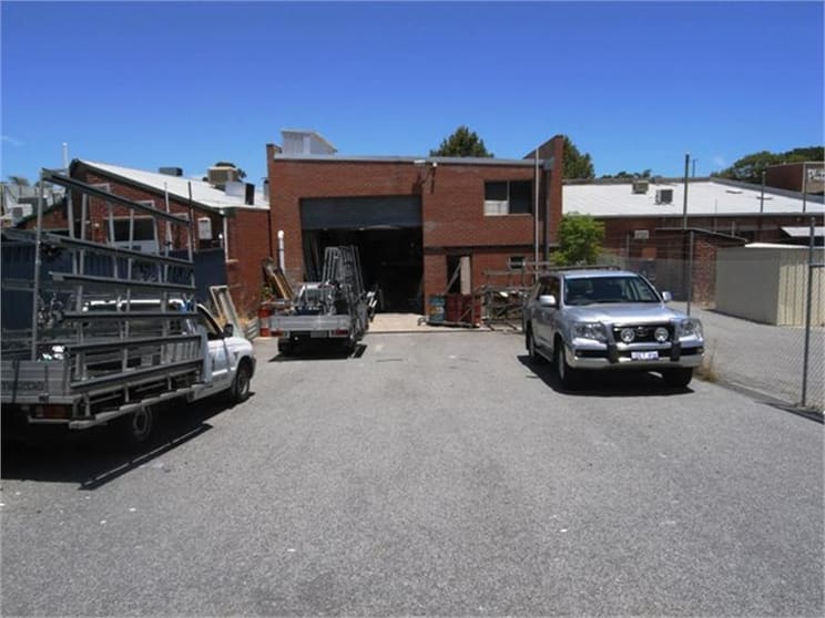 Click to view all images 882 Albany Highway East Victoria Park WA 6101 - Image 2