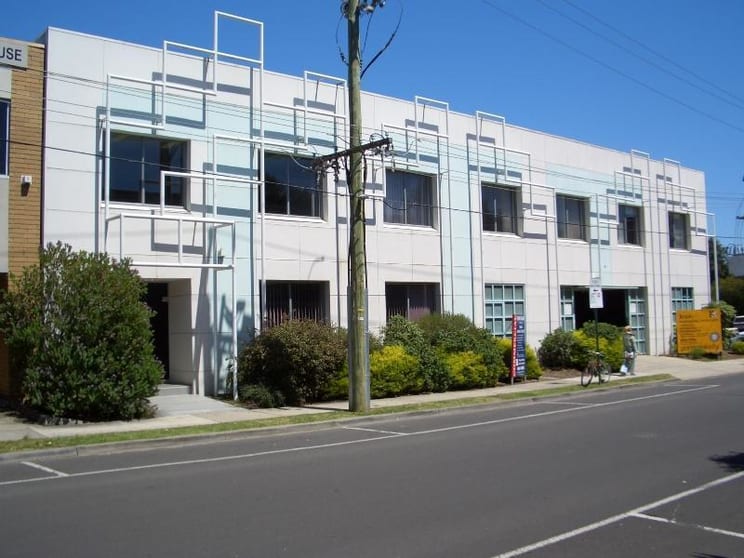 Click to view all images Rms 1,2/2/26 Ellingworth Parade Box Hill VIC 3128 - Image 1