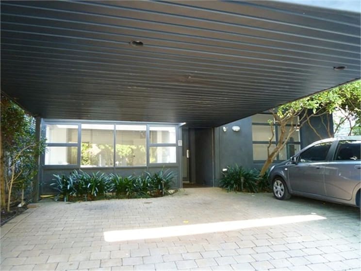 Click to view all images 139 Holt Avenue Cremorne NSW 2090 - Image 2