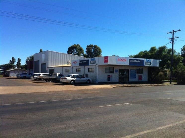 9 Loudoun Road Dalby QLD 4405 - Image 1