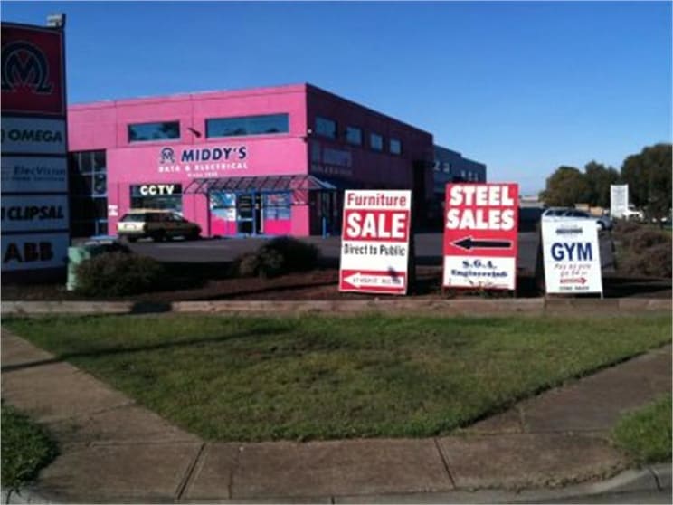 Click to view all images 1/93 High Street Melton VIC 3337 - Image 1