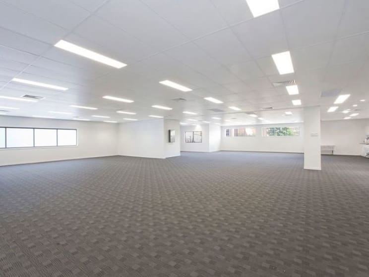 Click to view all images 70 Neil Street Toowoomba City QLD 4350 - Image 3