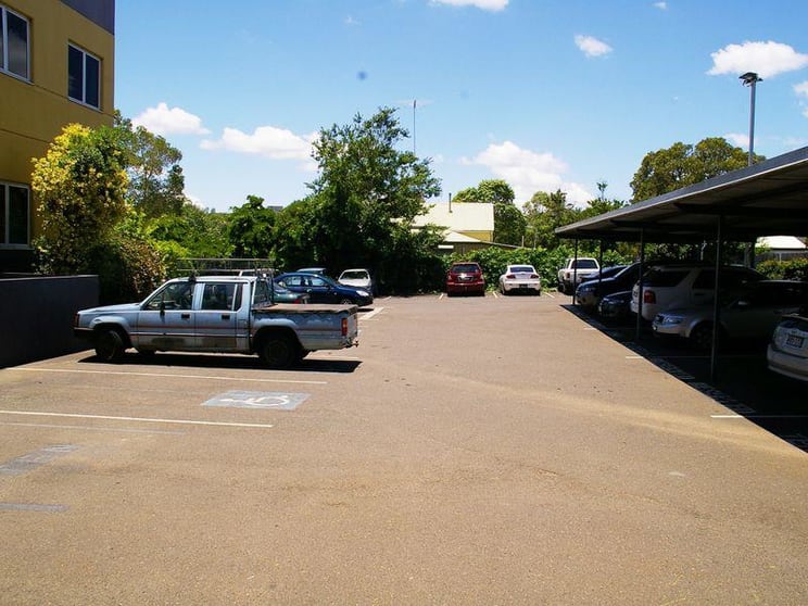 Click to view all images D/162 Hume Street Toowoomba City QLD 4350 - Image 2