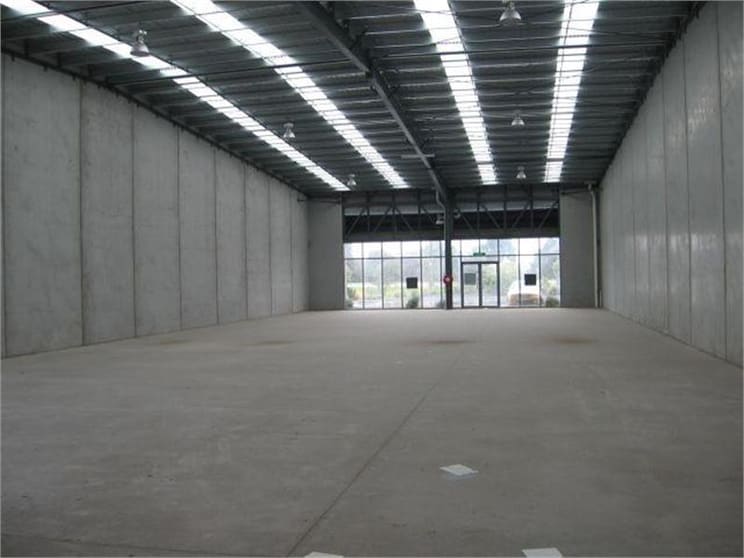 Click to view all images 5/10-12 South Link Dandenong VIC 3175 - Image 2