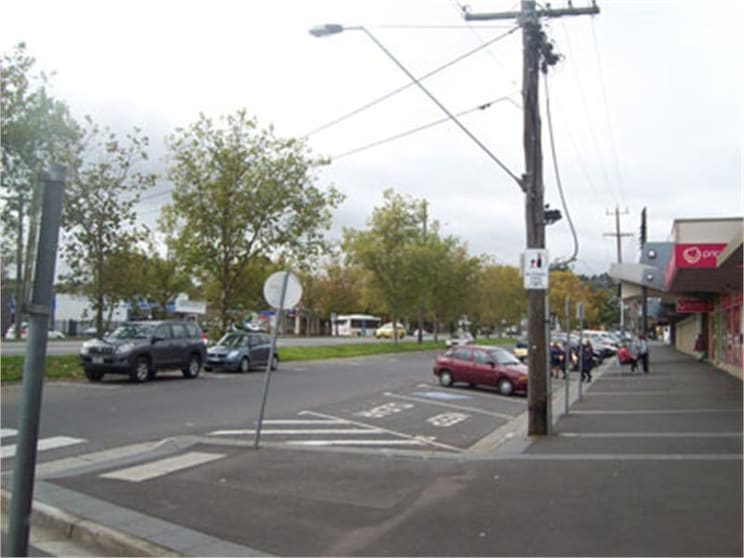 Click to view all images 110-112 Main Street Lilydale VIC 3140 - Image 3
