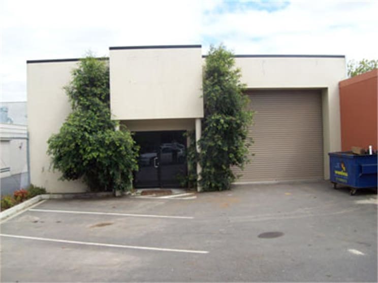 Click to view all images 2/14 Shelley Av Kilsyth VIC 3137 - Image 1