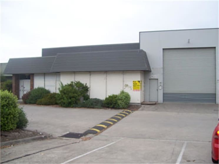 Click to view all images 8/128 Canterbury Road Kilsyth VIC 3137 - Image 1