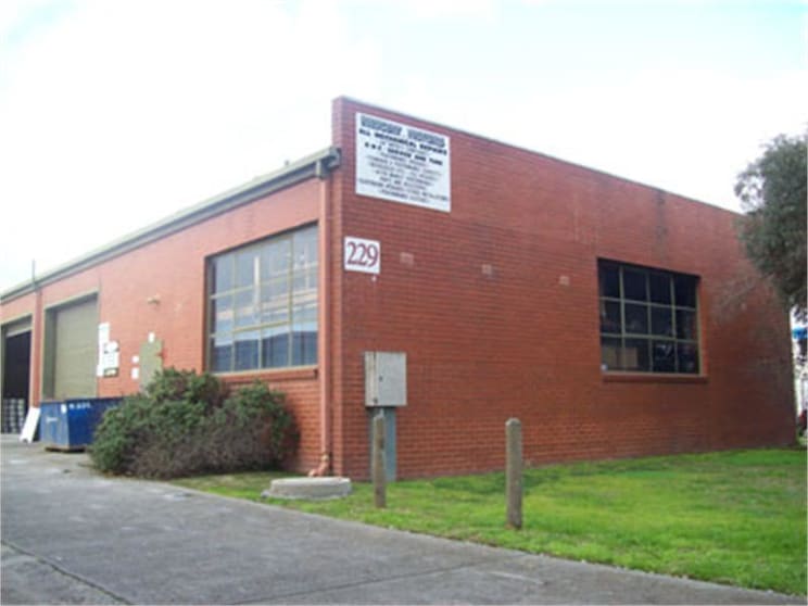 Kilsyth VIC 3137 - Image 1