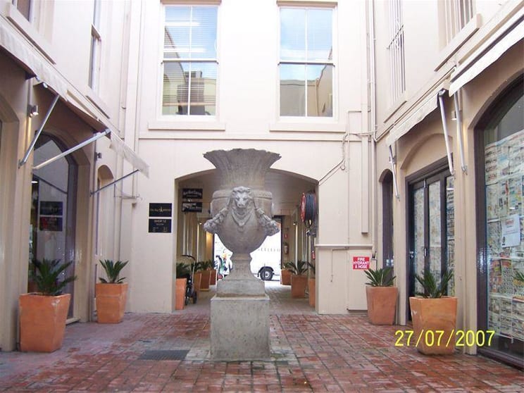 101 Toorak Road (Shop 9) South Yarra VIC 3141 - Image 1