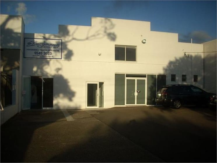 Click to view all images 42 Kareena Road Miranda NSW 2228 - Image 1