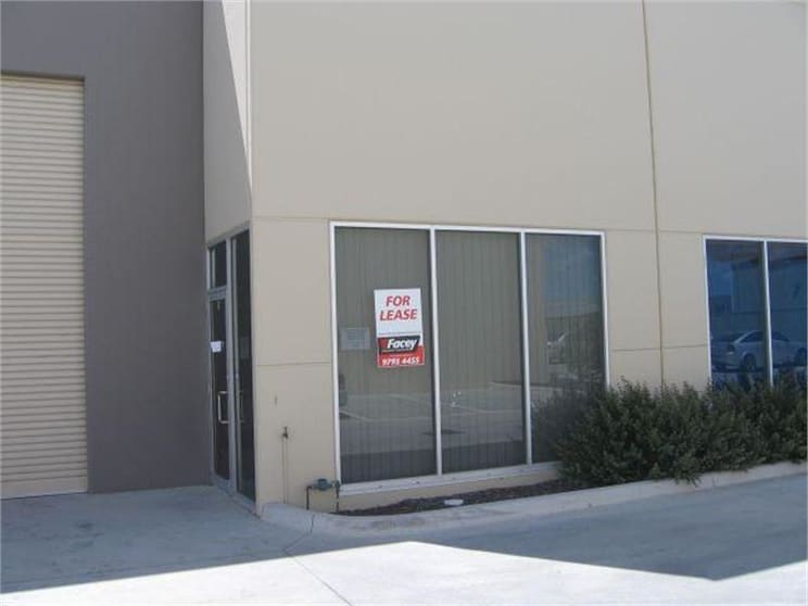 Click to view all images Dandenong VIC 3175 - Image 1