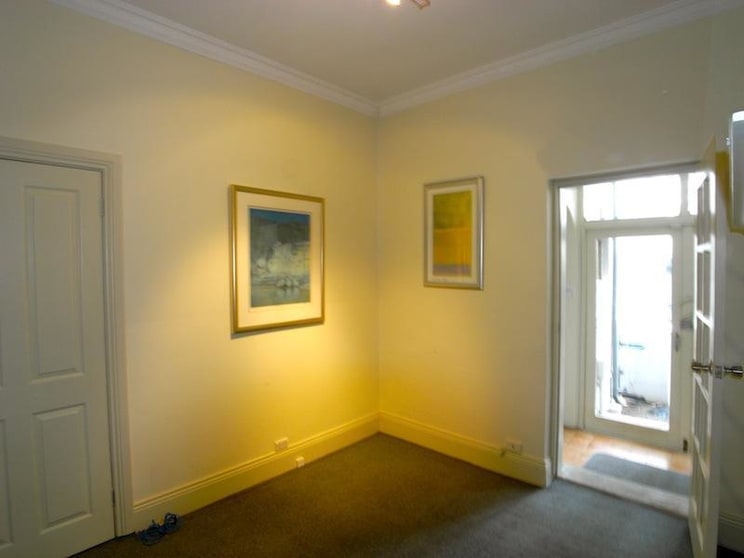 Click to view all images 116 Cathedral Street Woolloomooloo NSW 2011 - Image 2