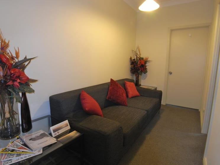 Click to view all images 116 Cathedral Street Woolloomooloo NSW 2011 - Image 3