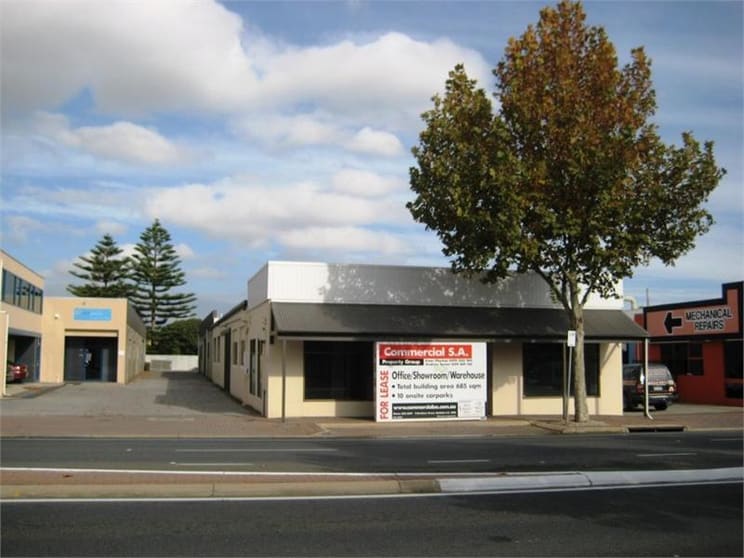 Click to view all images 89 Sir Donald Bradman Drive Hilton SA 5033 - Image 3