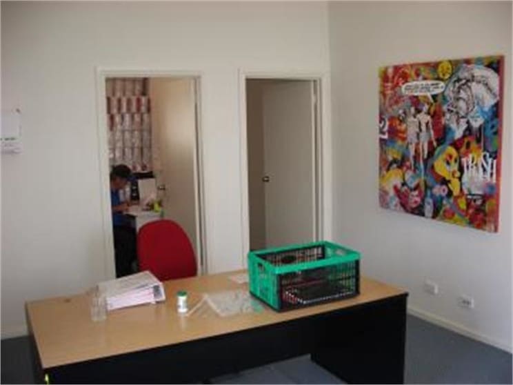 Click to view all images 1/41 Henderson Road Rowville VIC 3178 - Image 2