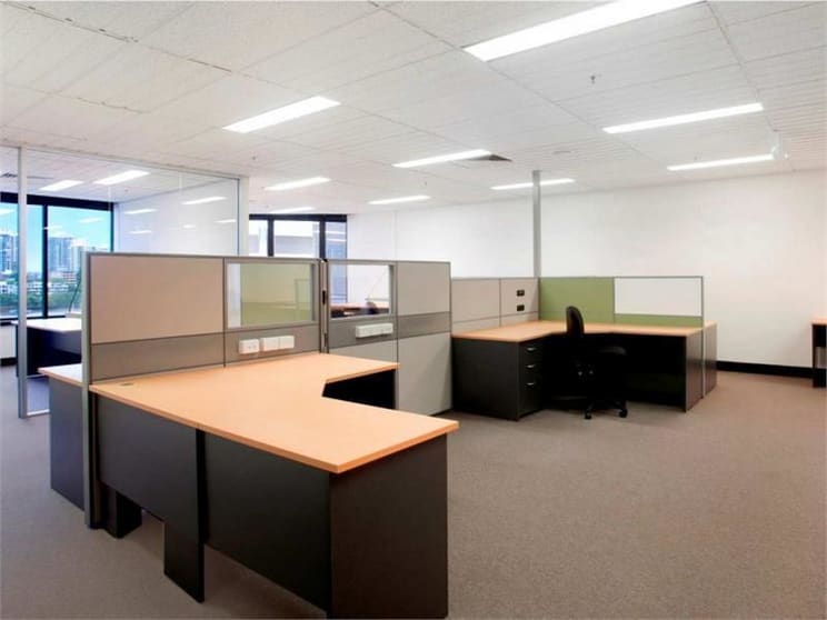 Click to view all images Brisbane City QLD 4000 - Image 2