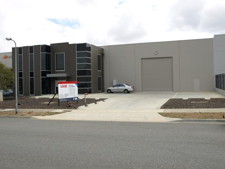 Click to view all images 9 Kerr Court Rowville VIC 3178 - Image 1