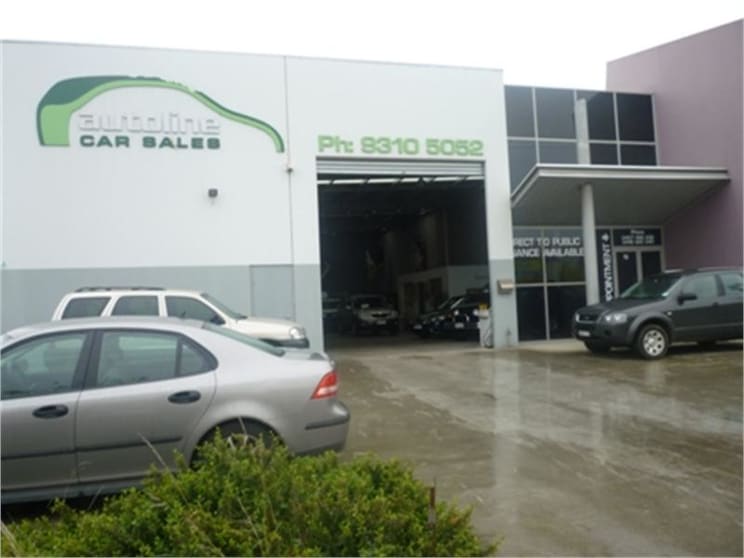 Click to view all images 15 & 17 Louis Street Airport West VIC 3042 - Image 1