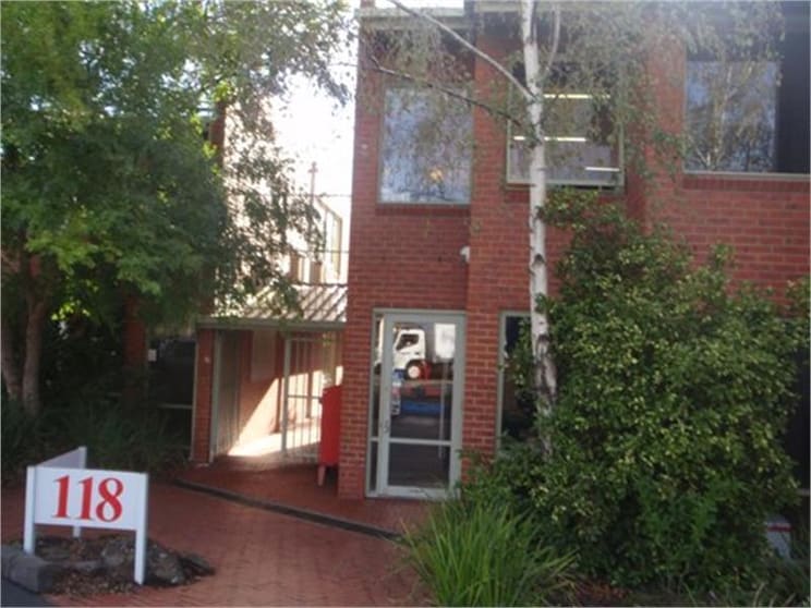 Click to view all images 2/118 Church Street Hawthorn VIC 3122 - Image 1