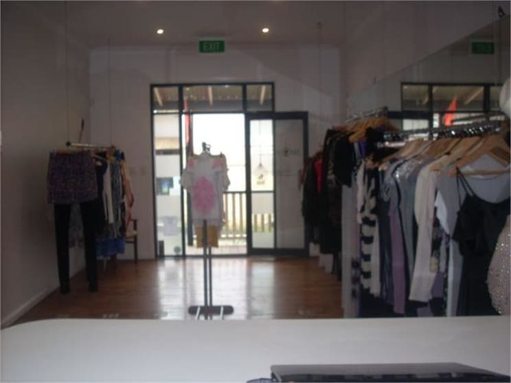 Click to view all images Shop 4/12 Walker Street Helensburgh NSW 2508 - Image 3