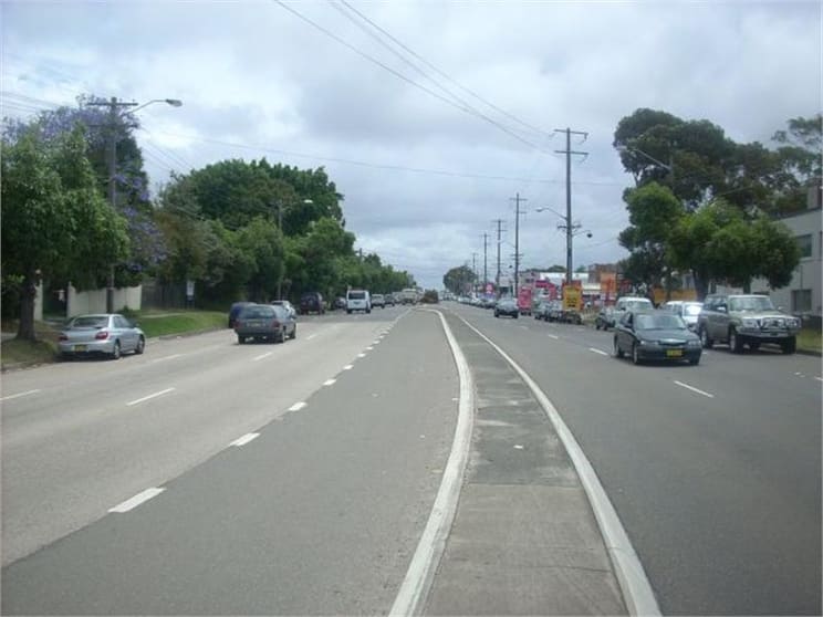 Click to view all images 5 Captain Cook Drive Caringbah NSW 2229 - Image 3