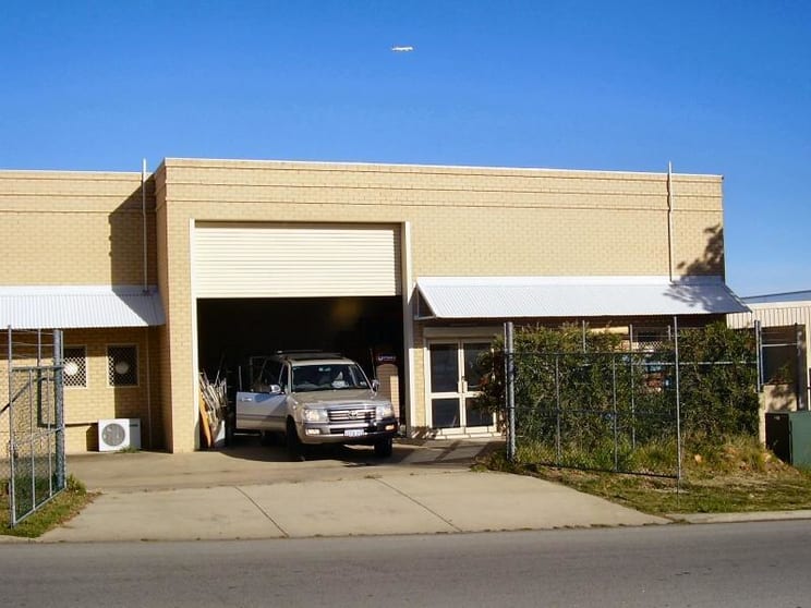 Click to view all images Unit 1/27 John Street Bentley WA 6102 - Image 1