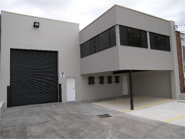 Click to view all images 7 Bellona Avenue Regents Park NSW 2143 - Image 2