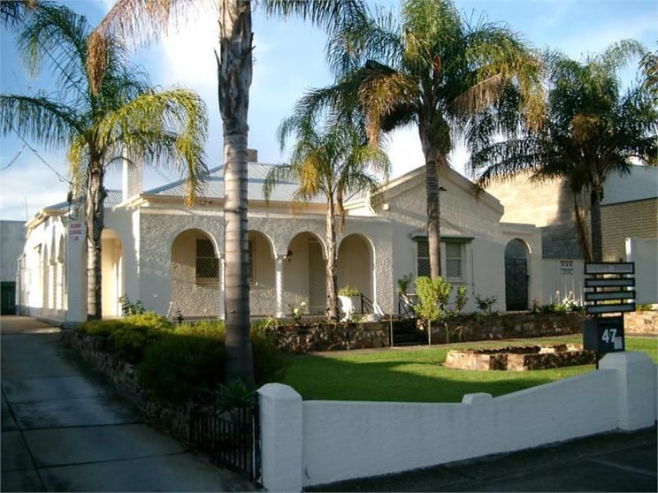 Click to view all images 47 Manton Street Hindmarsh SA 5007 - Image 1